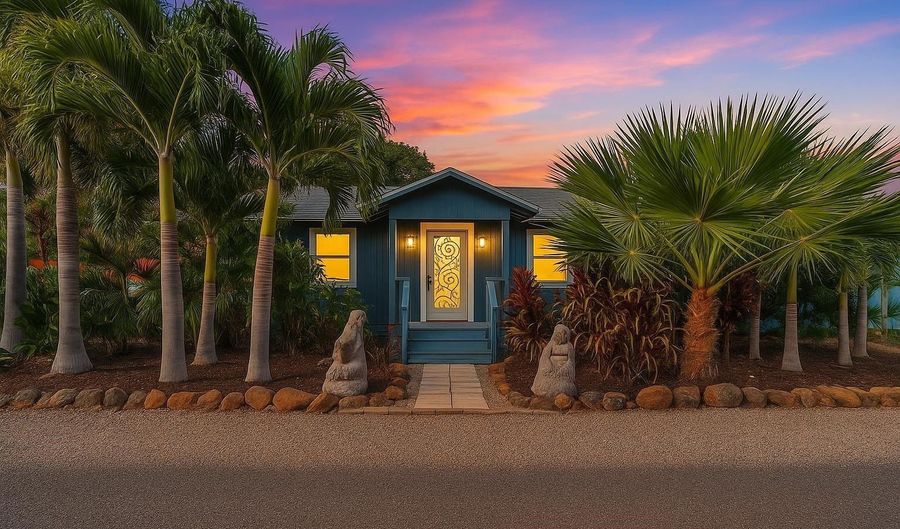 27 Nanialii Pl E, Kihei, HI 96753 - 3 Beds, 2 Bath