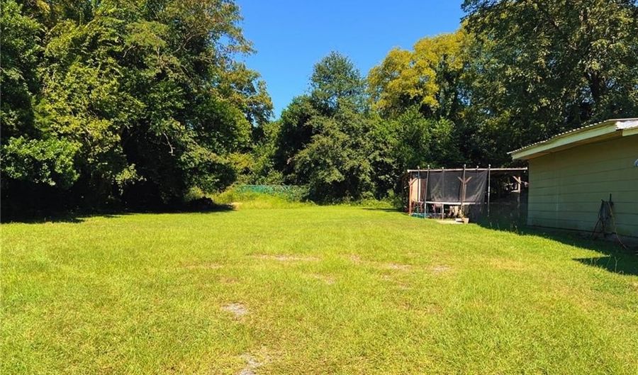 4005 Napier Ave, Macon, GA 31204 - 5 Beds, 2 Bath