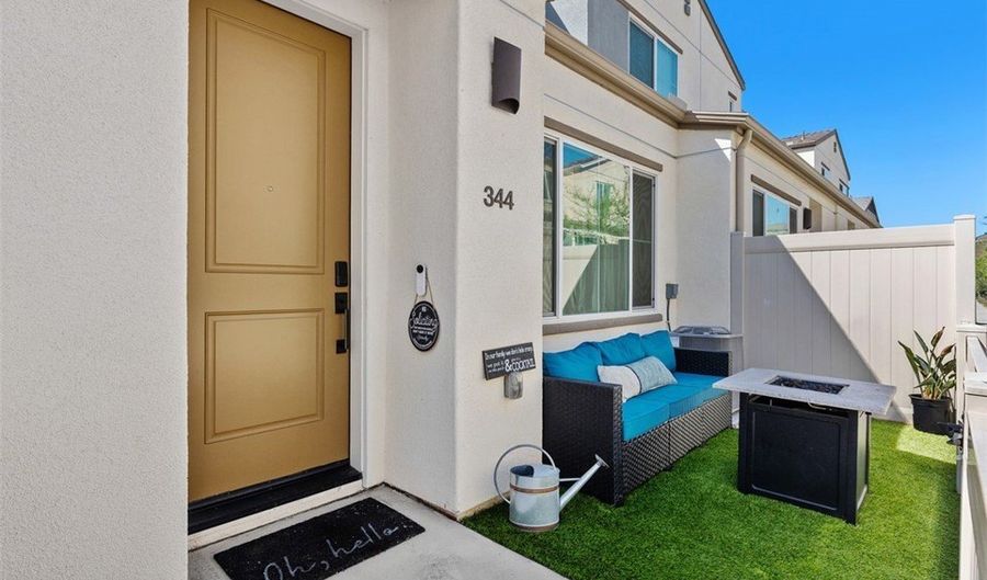 344 Zest Ln, Fallbrook, CA 92028 - 2 Beds, 3 Bath