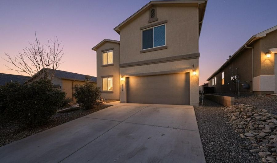 2405 Sorral Way SW, Albuquerque, NM 87121 - 4 Beds, 3 Bath