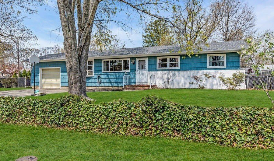 21 Dockage Rd, Bayville, NJ 08721 - 4 Beds, 2 Bath