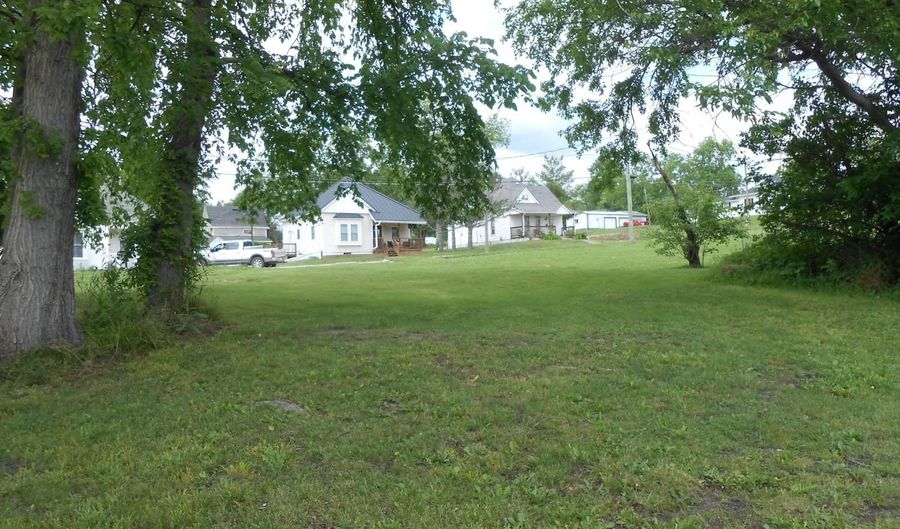 708 E Jackson St, Albany, MO 64402 - 0 Beds, 0 Bath