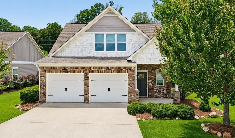 324 SHELBY FARMS Ln, Alabaster, AL 35007 - 4 Beds, 2 Bath