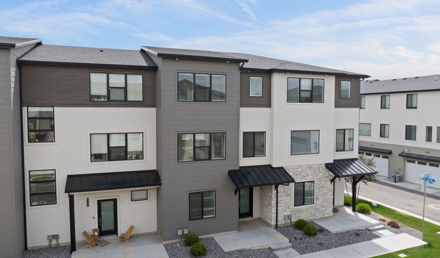 516 S 1040 W, American Fork, UT 84003 - 4 Beds, 3 Bath