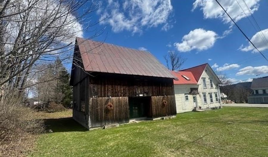 18 New St, Albany, VT 05820 - 4 Beds, 2 Bath