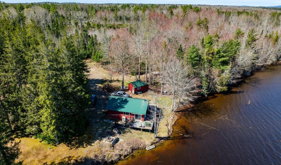 38 Lamb Farm Rd, Baileyville, ME 04694 - 2 Beds, 1 Bath