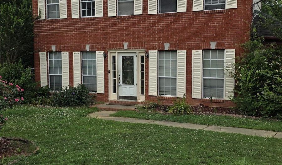 108 BERRYHILL Ln, Alabaster, AL 35007 - 3 Beds, 3 Bath