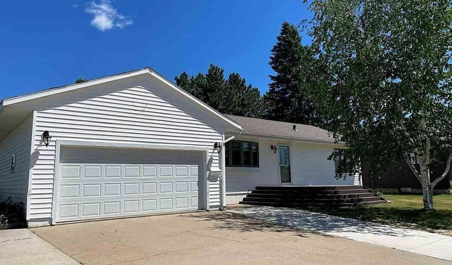 22 Dogwood Blvd, Babbitt, MN 55706 - 2 Beds, 2 Bath