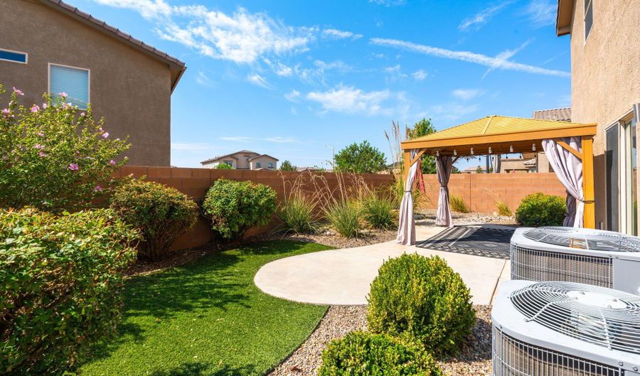 6948 Tombstone Rd NW, Albuquerque, NM 87114 - 4 Beds, 3 Bath