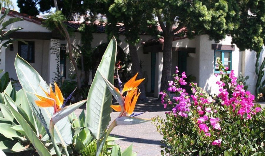 243 Avenida Madrid, San Clemente, CA 92672 - 5 Beds, 5 Bath