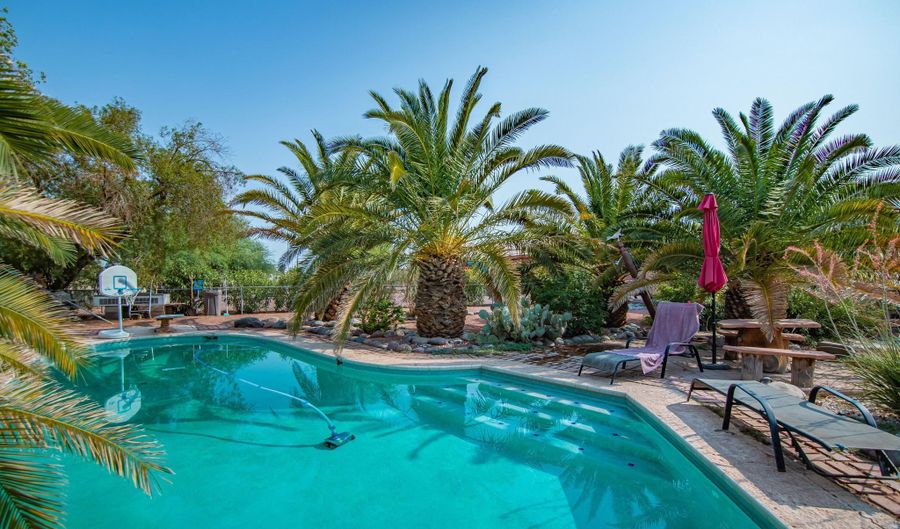 14264 S BANIFF Ln, Arizona City, AZ 85123 - 3 Beds, 3 Bath