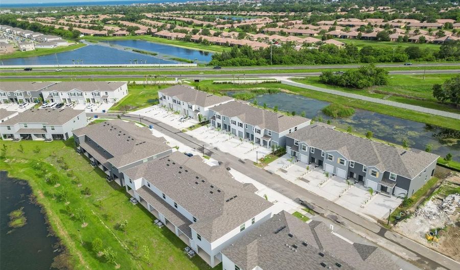 233 MANGROVE SHADE Cir, Apollo Beach, FL 33572 - 3 Beds, 3 Bath