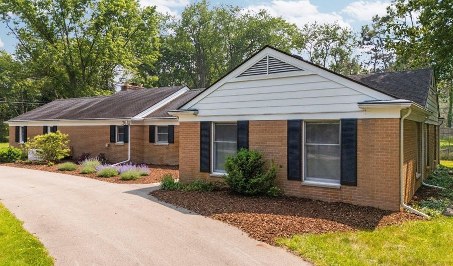 3673 Pheasant Dr, Ann Arbor, MI 48103 - 4 Beds, 3 Bath
