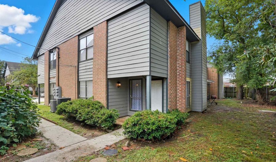 155 Unit 46-f Marilyn Dr #46-F, Baton Rouge, LA 70815 - 2 Beds, 3 Bath