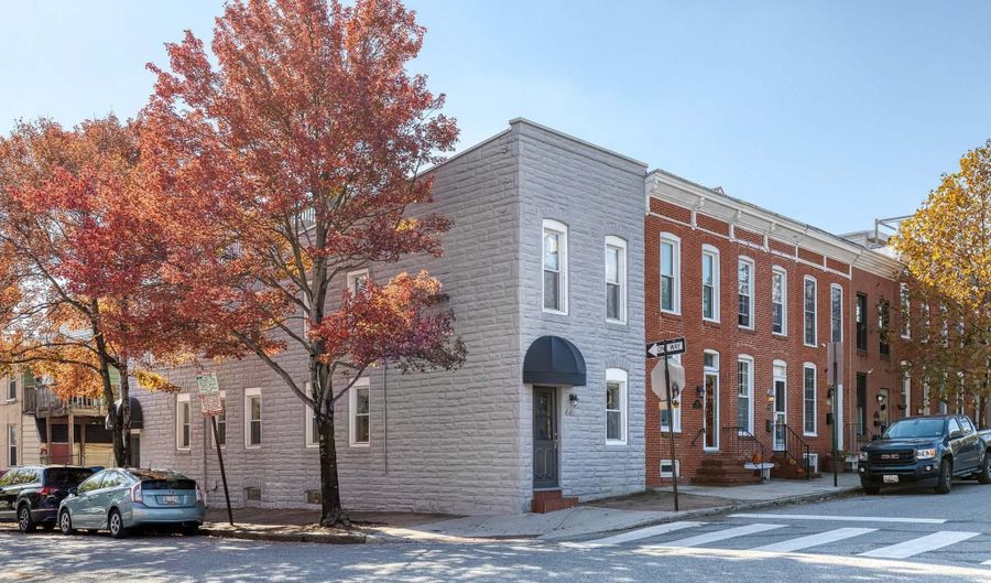 447 E GITTINGS St E, Baltimore, MD 21230 - 2 Beds, 3 Bath