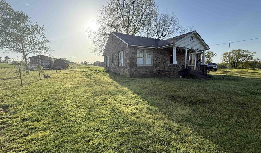 11249 Spring Creek Road Rd, Belleville, AR 72824 - 3 Beds, 1 Bath
