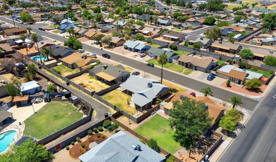 1407 W CHILTON St, Chandler, AZ 85224 - 3 Beds, 2 Bath