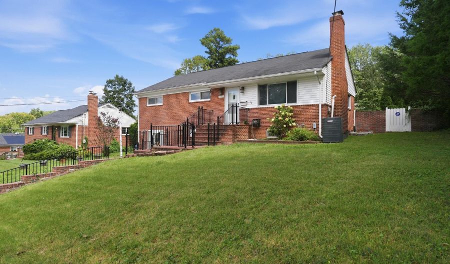 3805 OLIVER Ave, Annandale, VA 22003 - 5 Beds, 3 Bath
