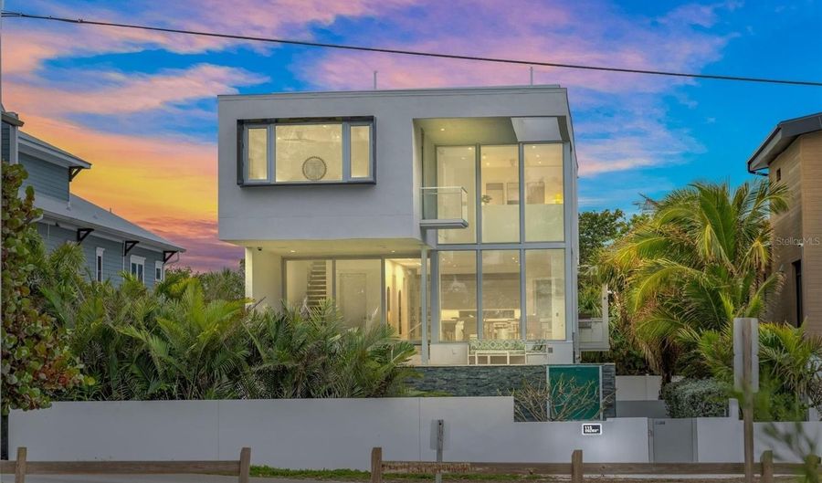 115 N BAY Blvd, Anna Maria, FL 34216 - 3 Beds, 4 Bath