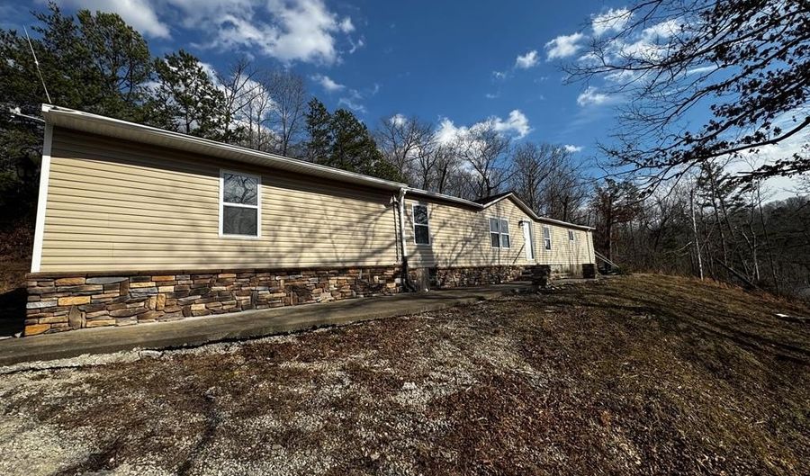 4636 State Route 5, Ashland, KY 41102 - 3 Beds, 2 Bath