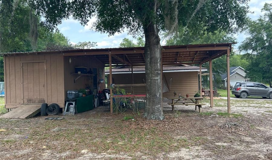 11451 NE 110TH Ln, Archer, FL 32618 - 2 Beds, 2 Bath