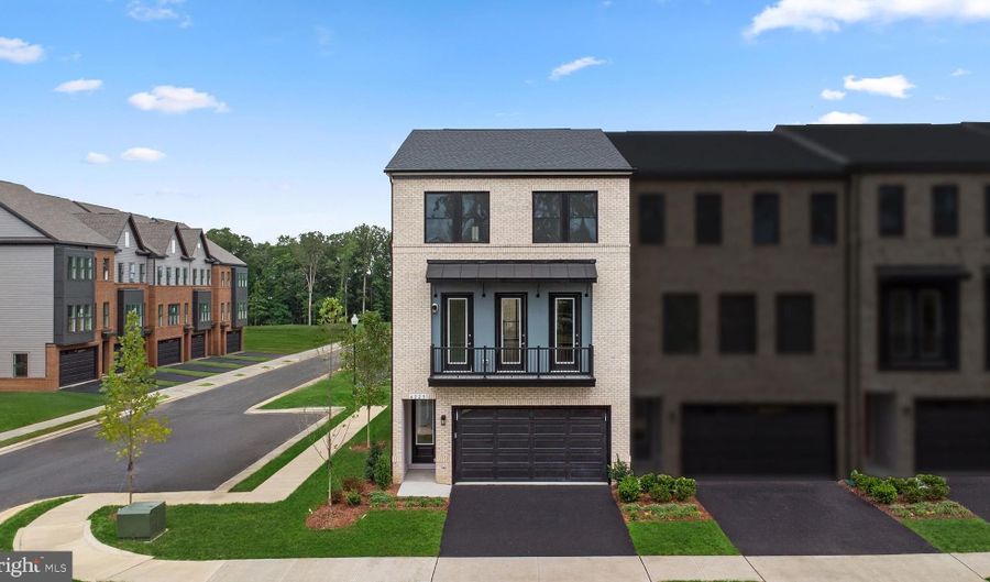 42231 SHINING STAR Sq Homesite 4359, Ashburn, VA 20148 - 3 Beds, 4 Bath