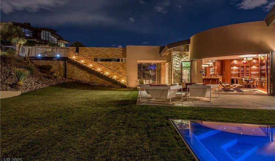 55 Skybird Ct, Las Vegas, NV 89135 - 3 Beds, 4 Bath