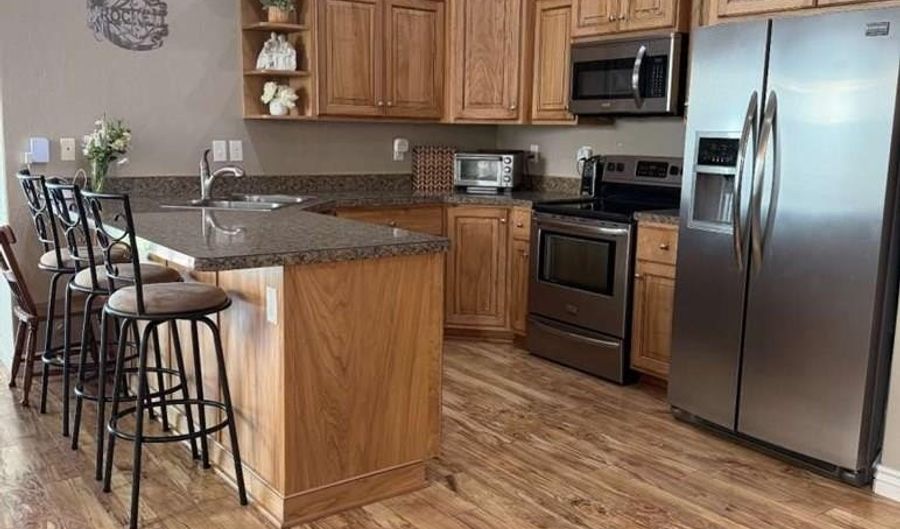 580 Gwen Loop, Blackfoot, ID 83221 - 2 Beds, 2 Bath
