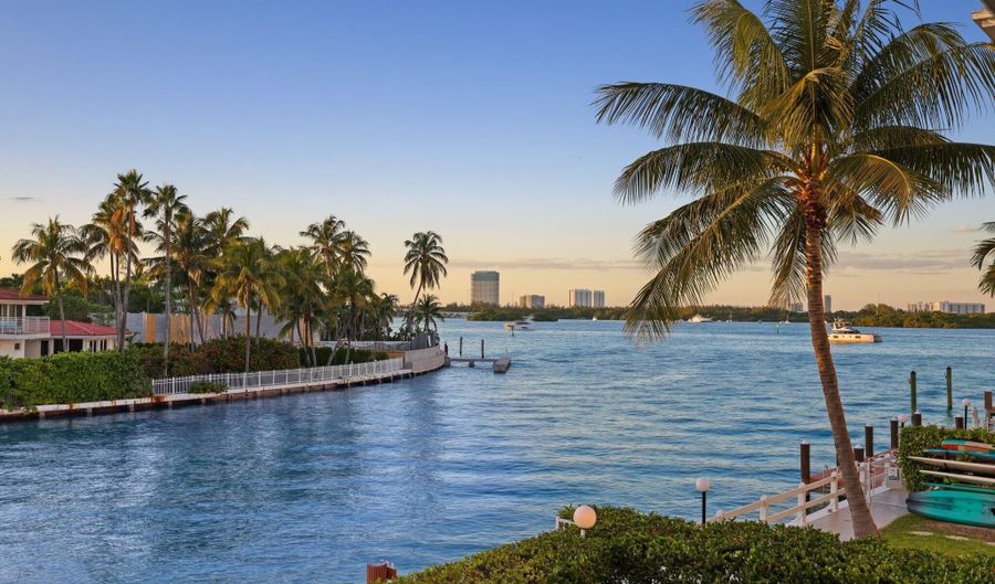 10180 W Bay Harbor Dr 2c, Bay Harbor Islands, FL 33154 - 2 Beds, 3 Bath