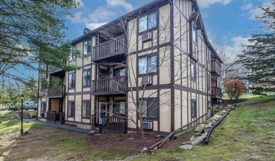 27 Rollingwood Dr 27, Brookfield, CT 06804 - 1 Beds, 1 Bath