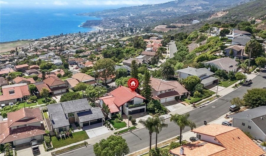 3448 Coolheights Dr, Rancho Palos Verdes, CA 90275 - 4 Beds, 3 Bath