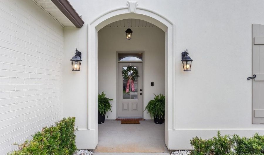 17831 Waterloo Dr, Baton Rouge, LA 70817 - 4 Beds, 2 Bath
