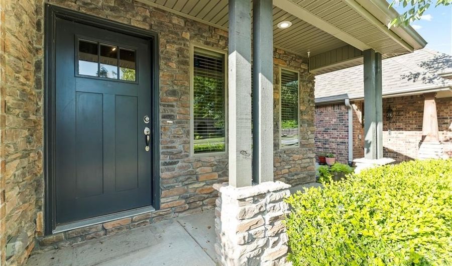 3205 Riverstone Ave, Bentonville, AR 72713 - 3 Beds, 3 Bath