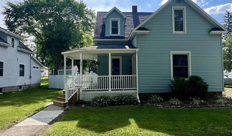 153 Allen Ave, Alma, MI 48801 - 3 Beds, 2 Bath
