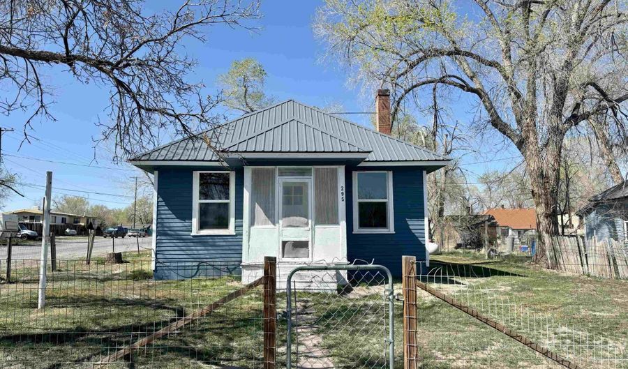 295 Apache St, Imlay, NV 89418 - 2 Beds, 1 Bath