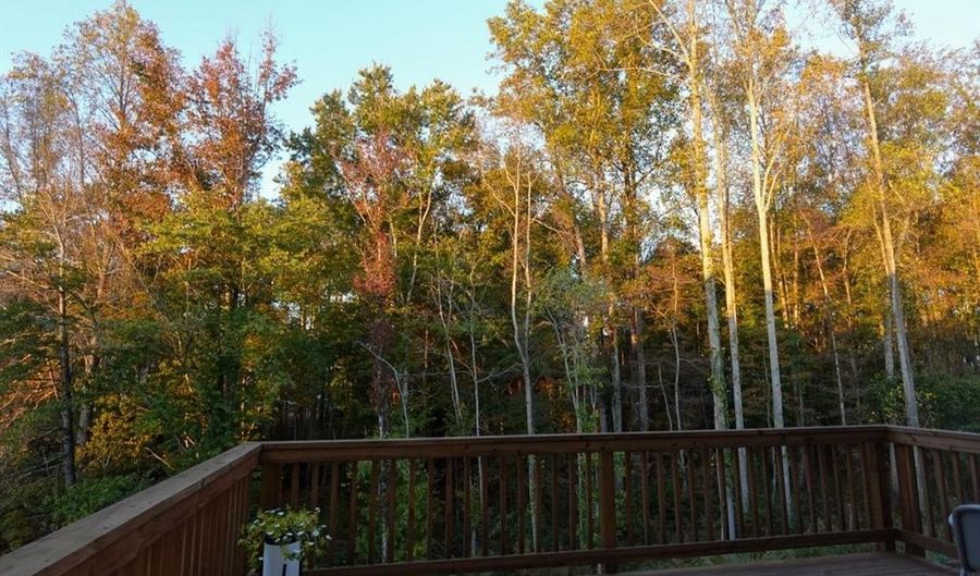 573 AUBURN CROSSING Dr, Auburn, GA 30011 - 5 Beds, 3 Bath