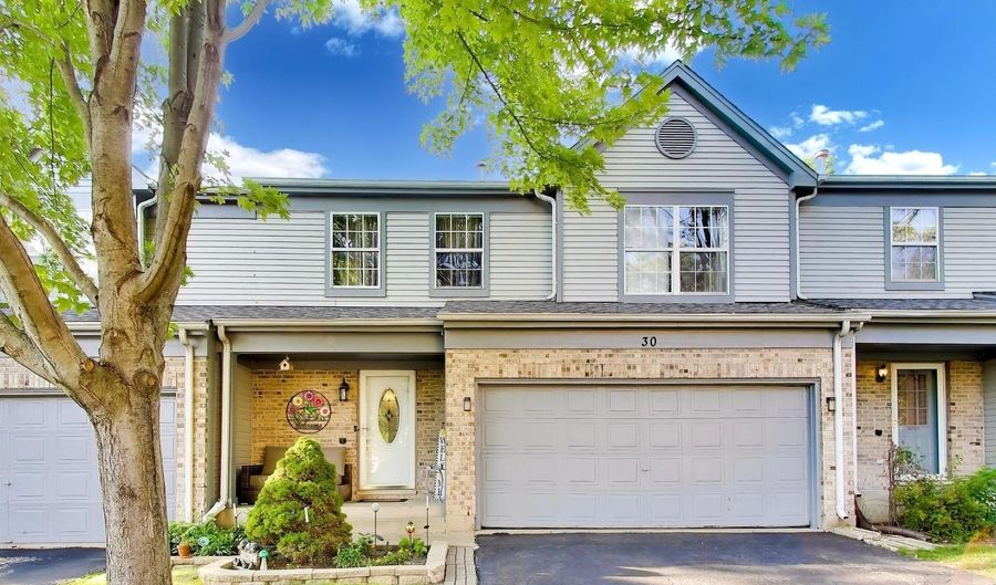 30 Oxford Ct, Algonquin, IL 60102 - 3 Beds, 3 Bath