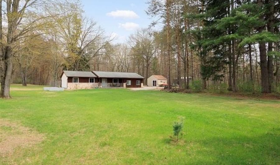 8639 Stone Rd, Algonac, MI 48001 - 3 Beds, 2 Bath