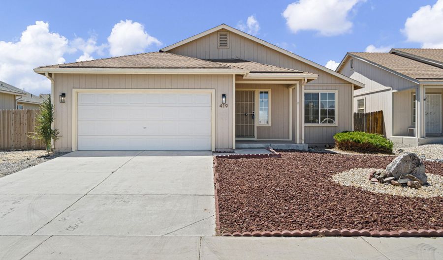 419 Sunshine Ln, Fernley, NV 89408 - 3 Beds, 3 Bath
