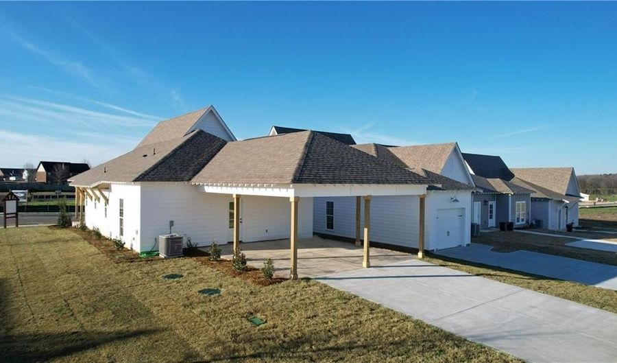 206 BOTTLE Way, Auburn, AL 36830 - 4 Beds, 3 Bath