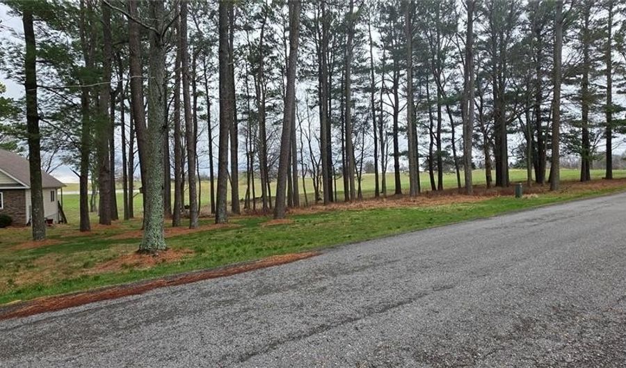 Woodland Trail, Anna, IL 62906 - 0 Beds, 0 Bath