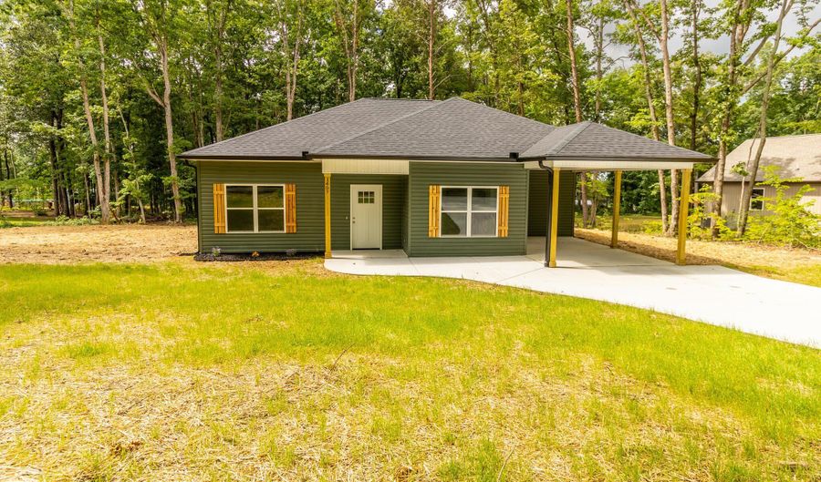 1407 Mountain View Rd, Benton, TN 37307 - 3 Beds, 2 Bath