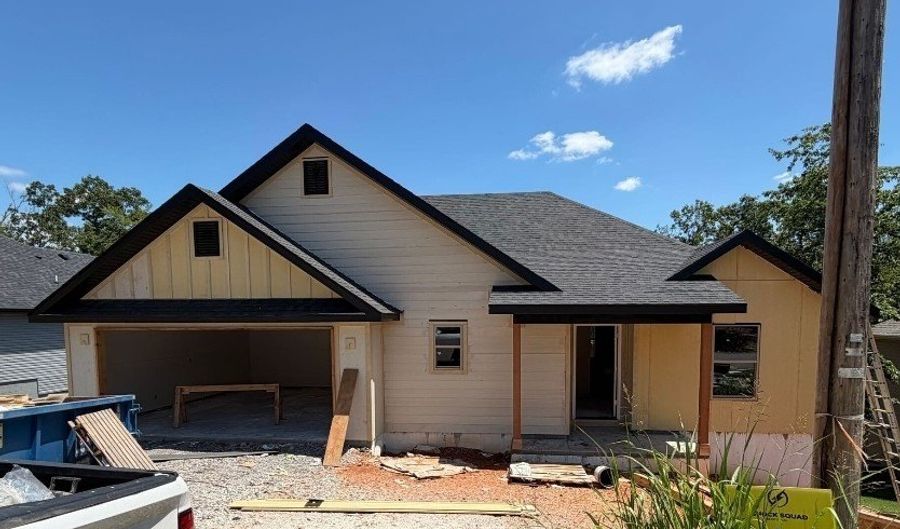 16 Reading Ln, Bella Vista, AR 72714 - 3 Beds, 2 Bath