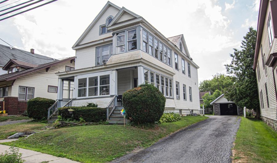 225 Church St, Amsterdam, NY 12010 - 6 Beds, 2 Bath
