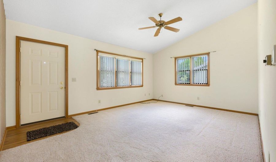 702 Apple Hill Way, Angola, IN 46703 - 2 Beds, 2 Bath