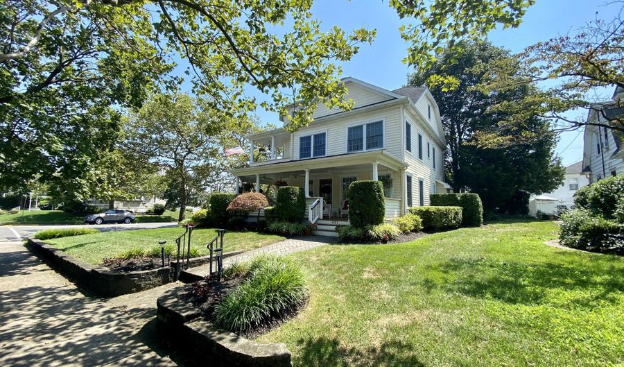 401 Garfield Ave Summer and Weekly, Avon By The Sea, NJ 07717 - 5 Beds, 4 Bath