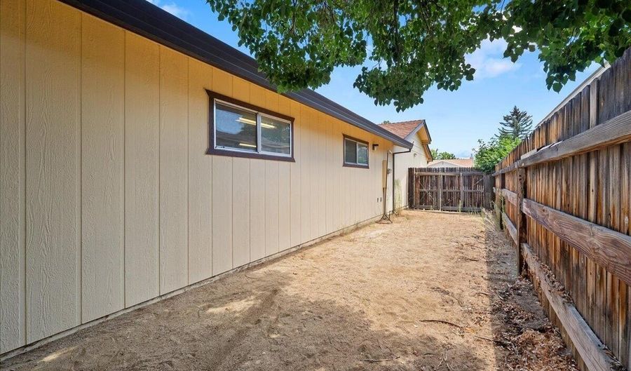 1216 Fremont St, Carson City, NV 89701 - 3 Beds, 2 Bath