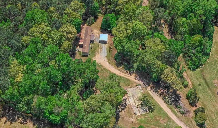 27756 S Sardis Rd, Bauxite, AR 72011 - 3 Beds, 2 Bath