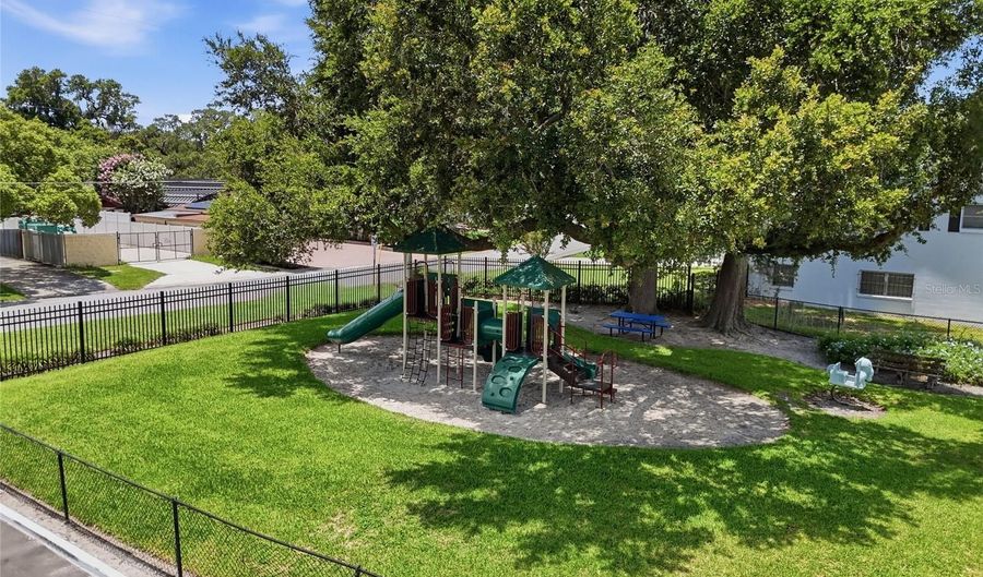 5120 MORTIER Ave, Belle Isle, FL 32812 - 3 Beds, 2 Bath