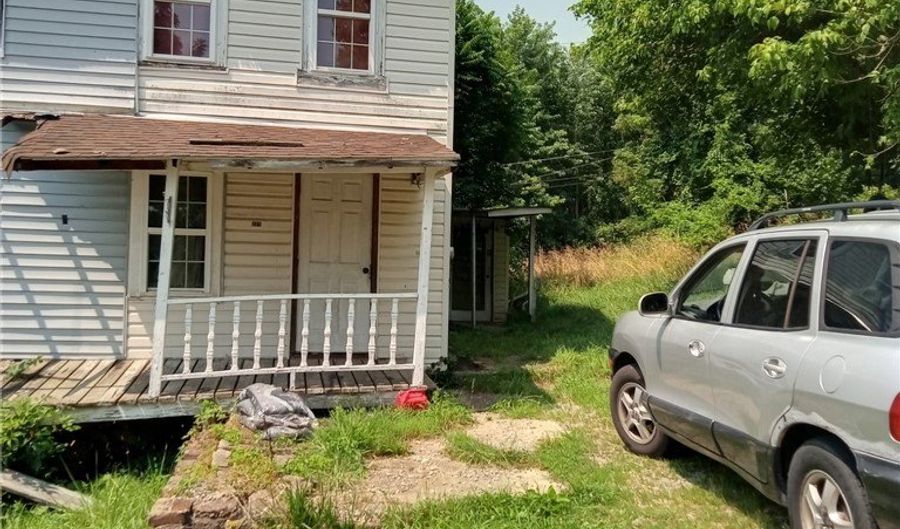 306 1st St, Adah, PA 15410 - 2 Beds, 0 Bath